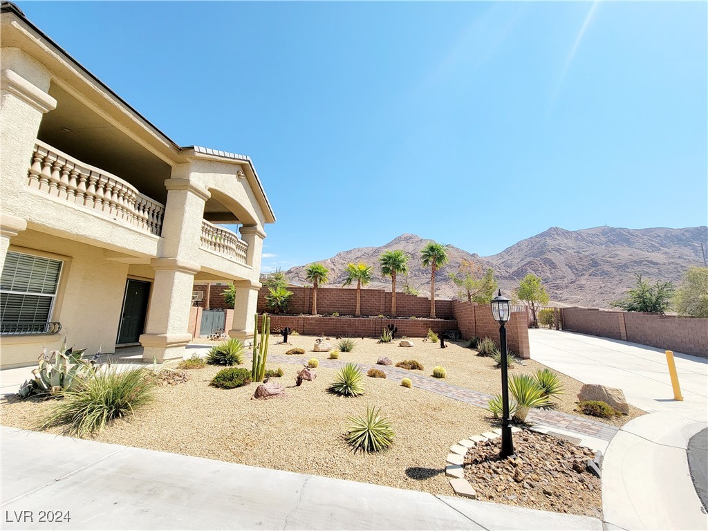 6994 Lazy Sunset Court