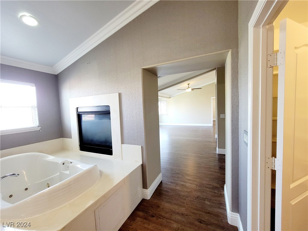 6994 Lazy Sunset Court