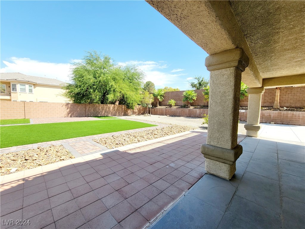 6994 Lazy Sunset Court