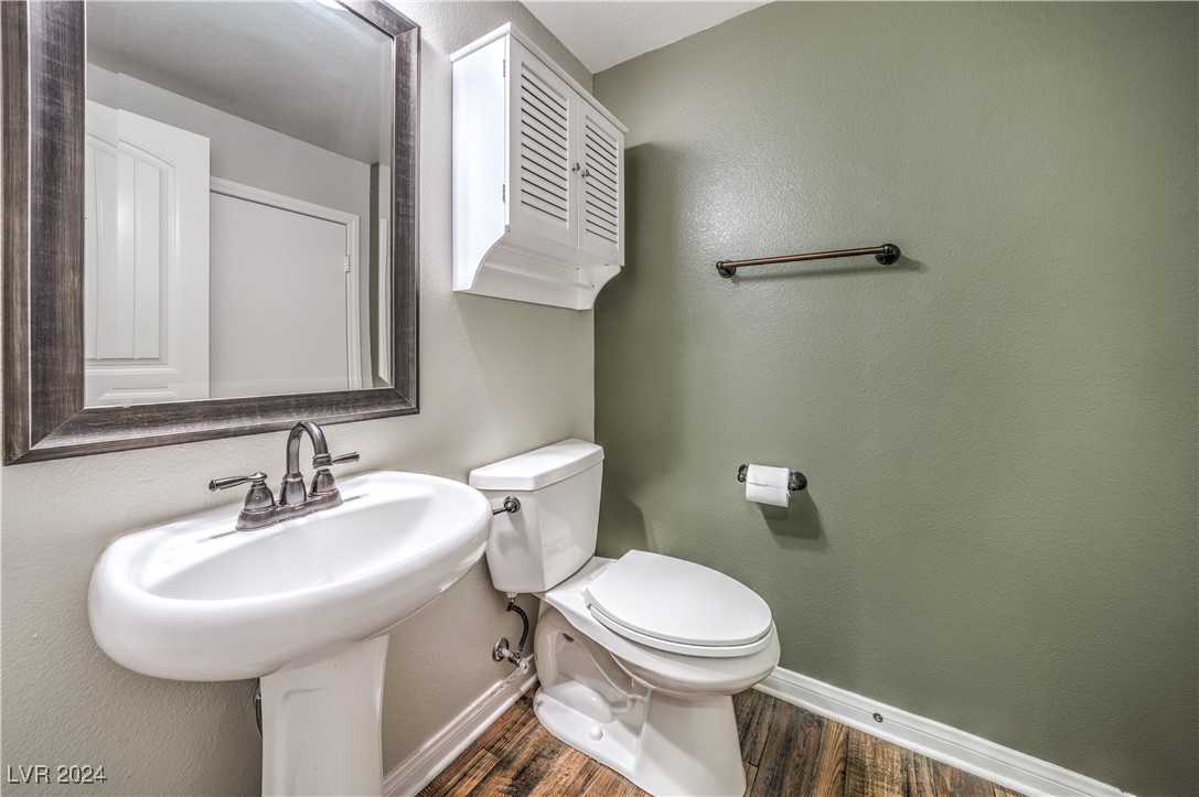 2114 Waterlily View Street