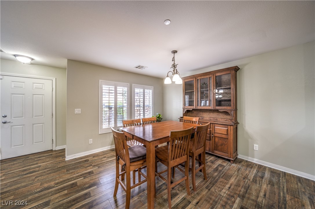 2114 Waterlily View Street