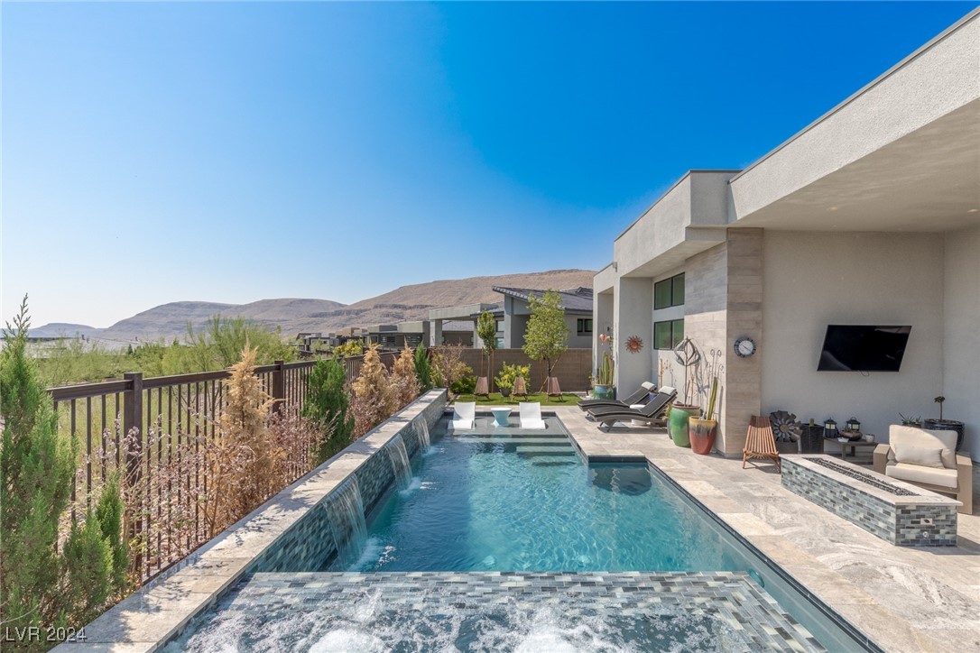 5162 Rock Daisy Drive