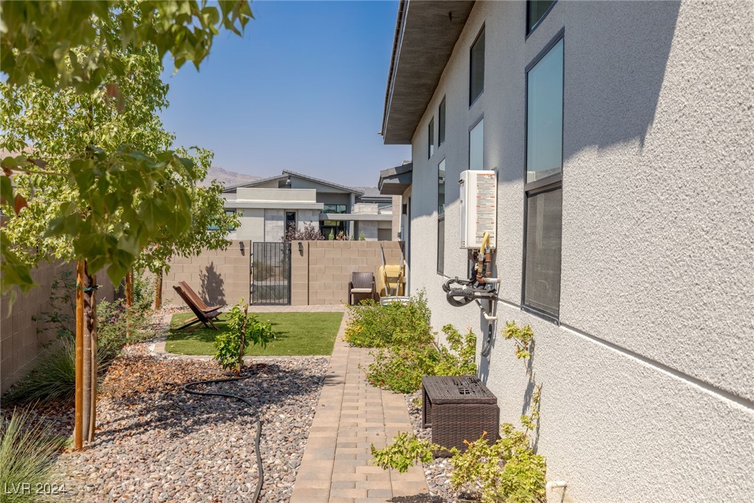 5162 Rock Daisy Drive