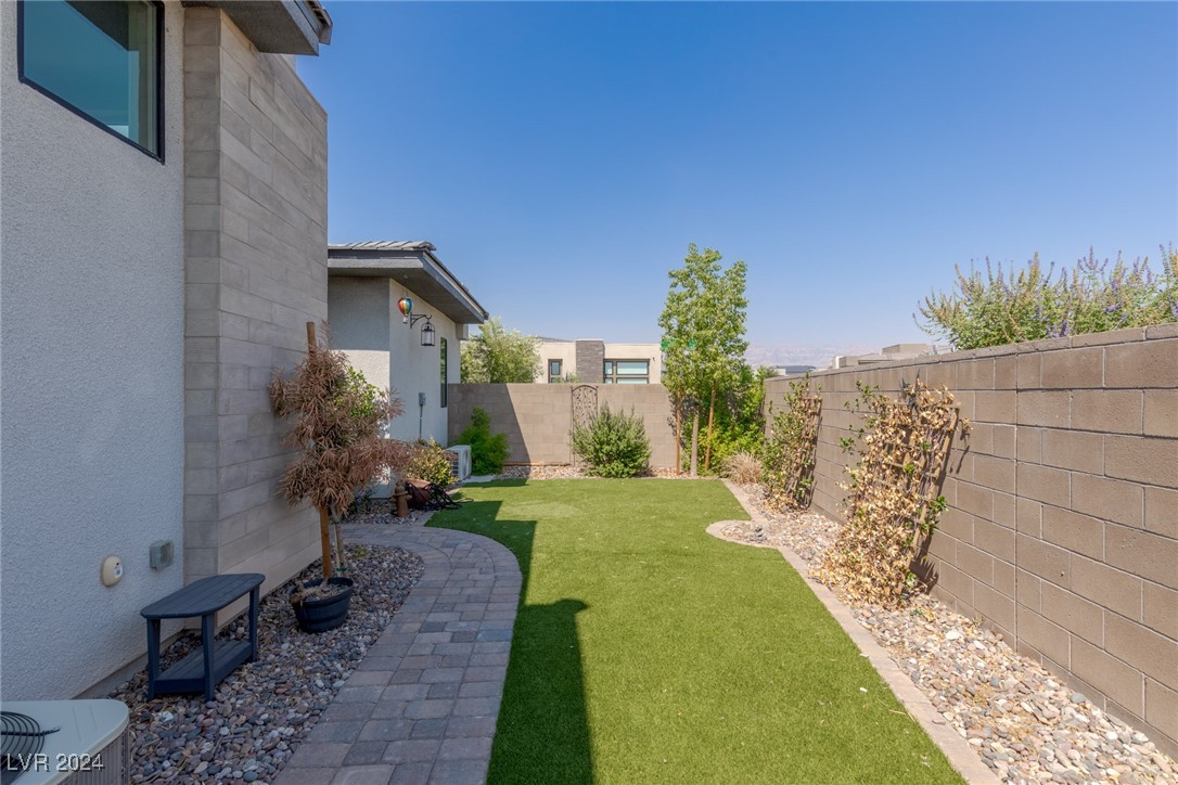 5162 Rock Daisy Drive