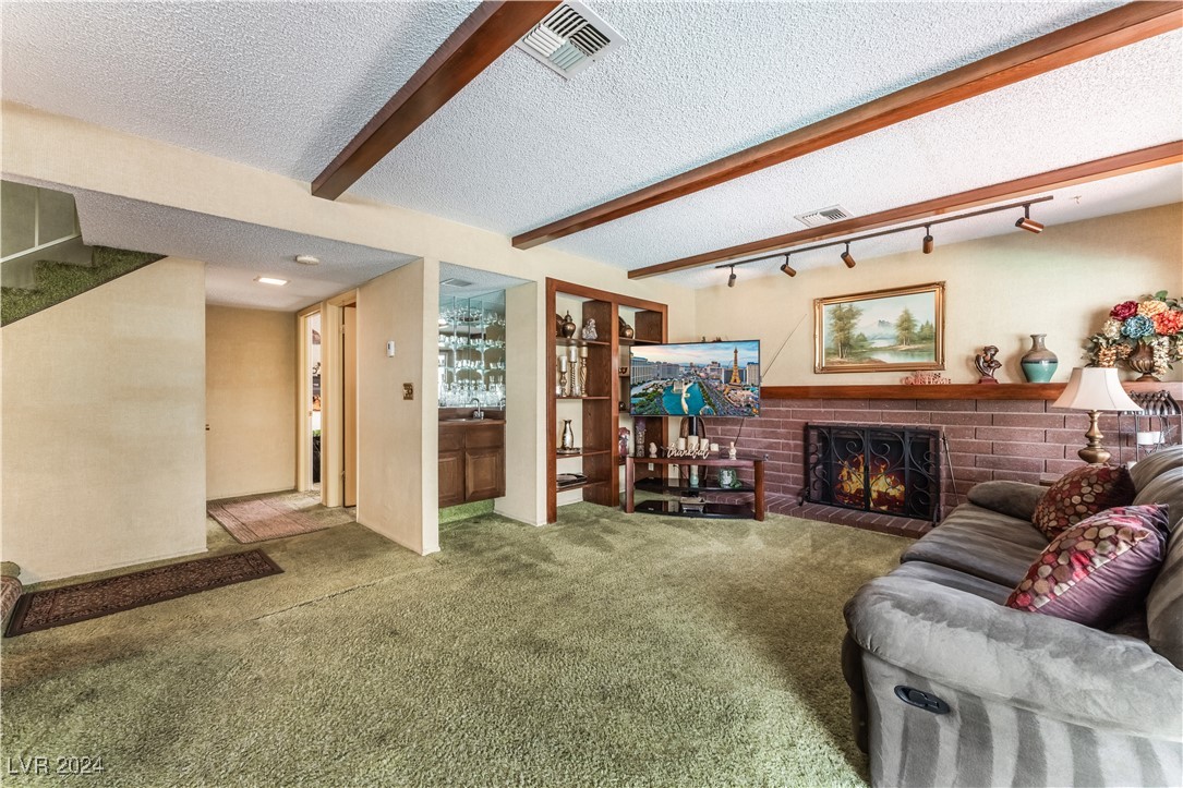 4415 Flowerdale Court