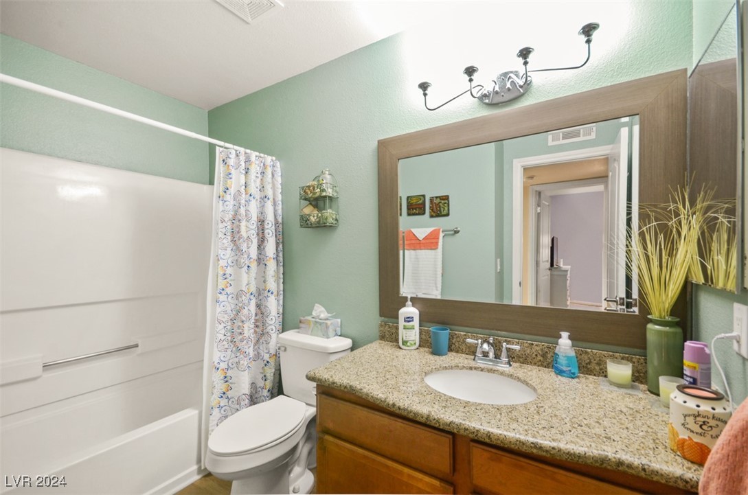 7200 Pirates Cove Road 1010