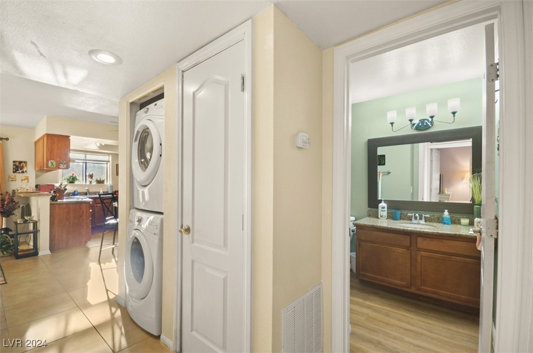 7200 Pirates Cove Road 1010