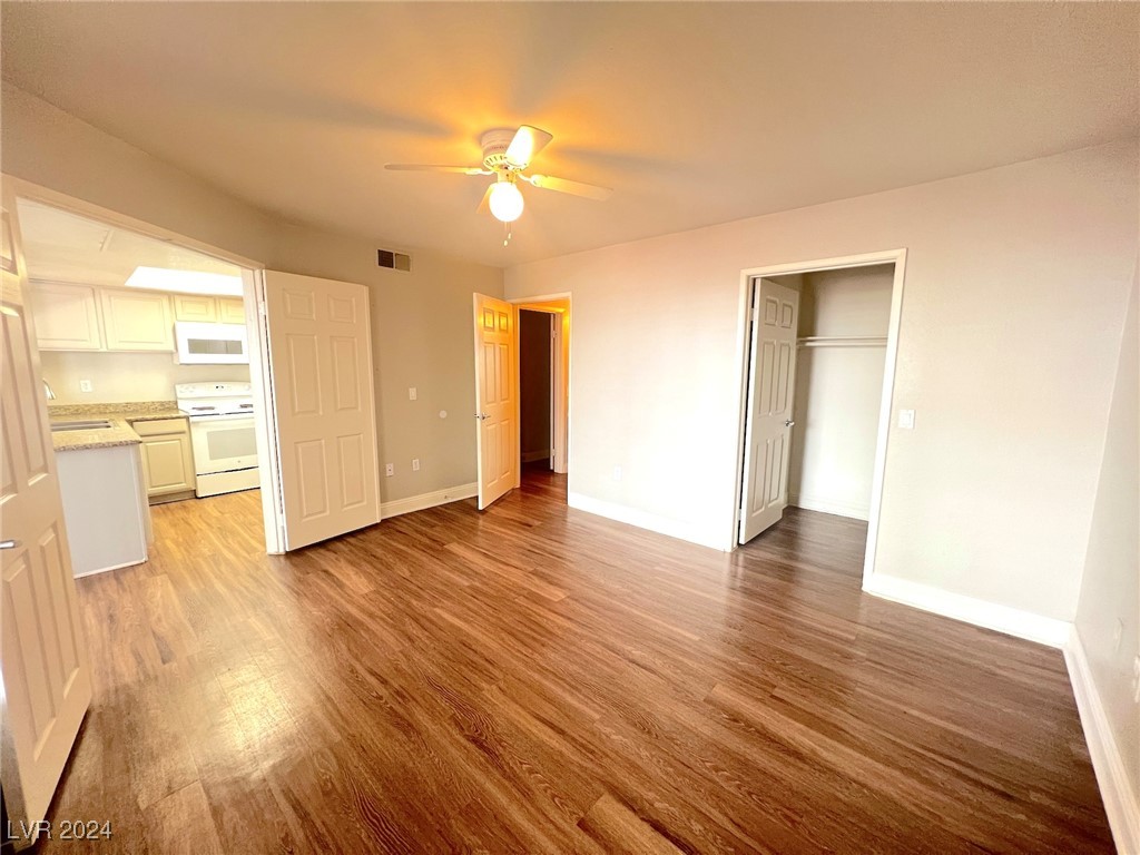 6800 Lake Mead Boulevard 1118