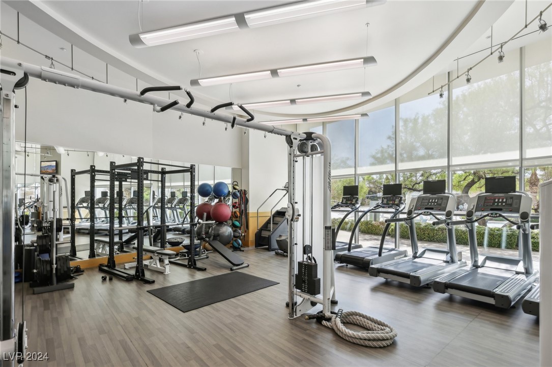 322 Karen Avenue 2604