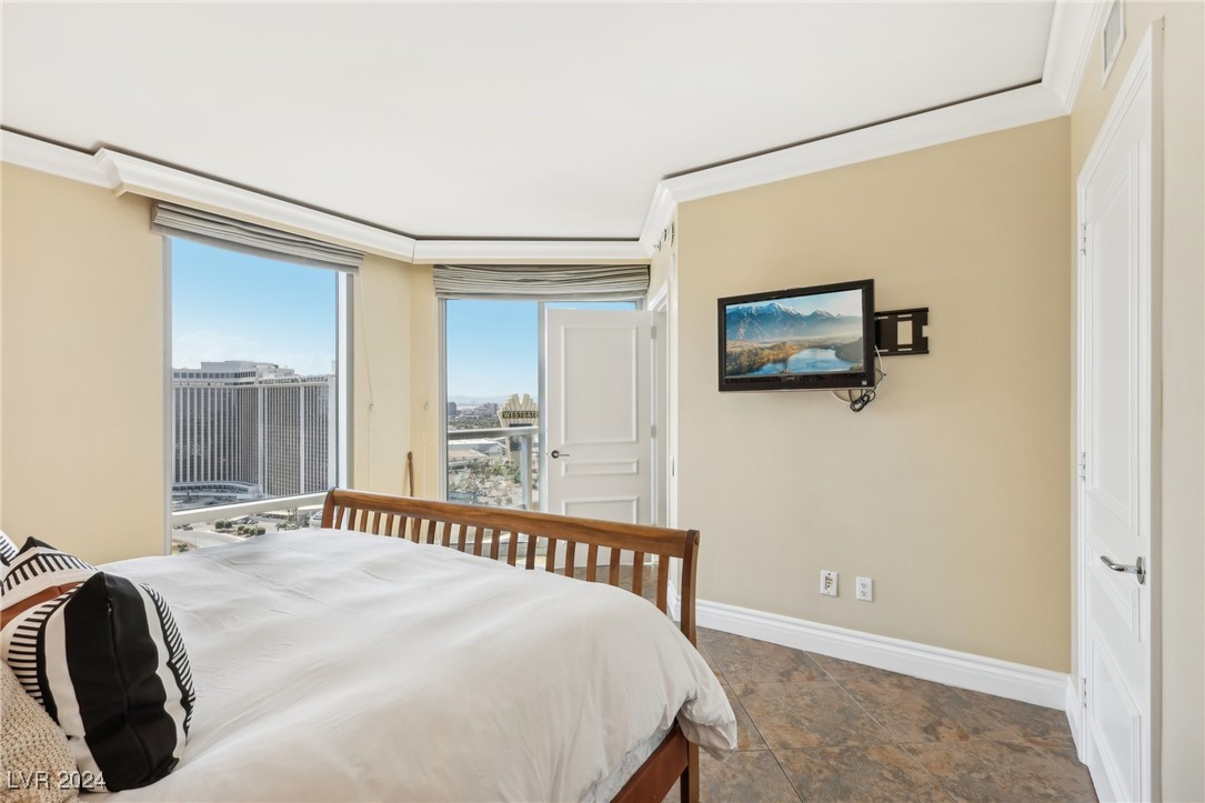 322 Karen Avenue 2604