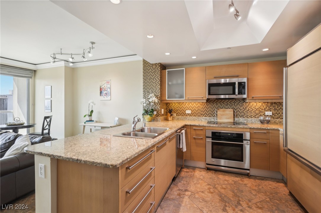 322 Karen Avenue 2604