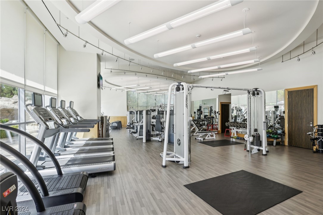 322 Karen Avenue 2604