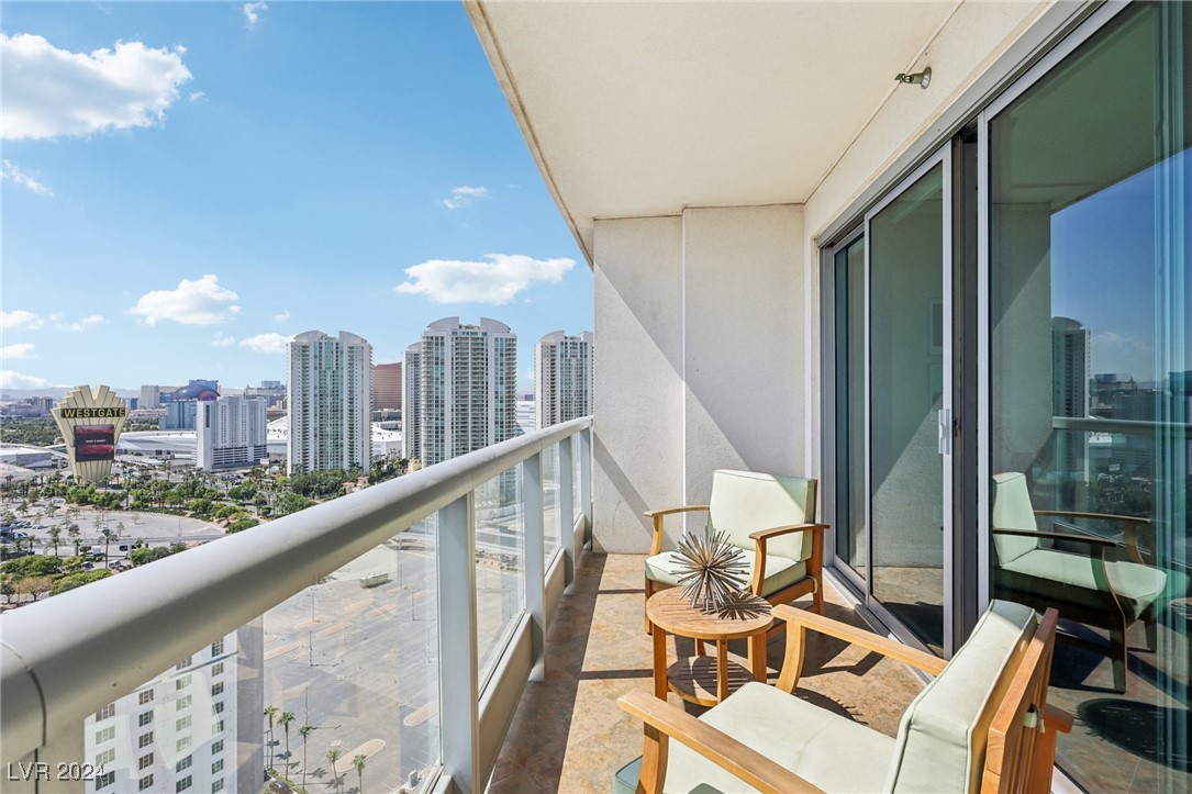 322 Karen Avenue 2604