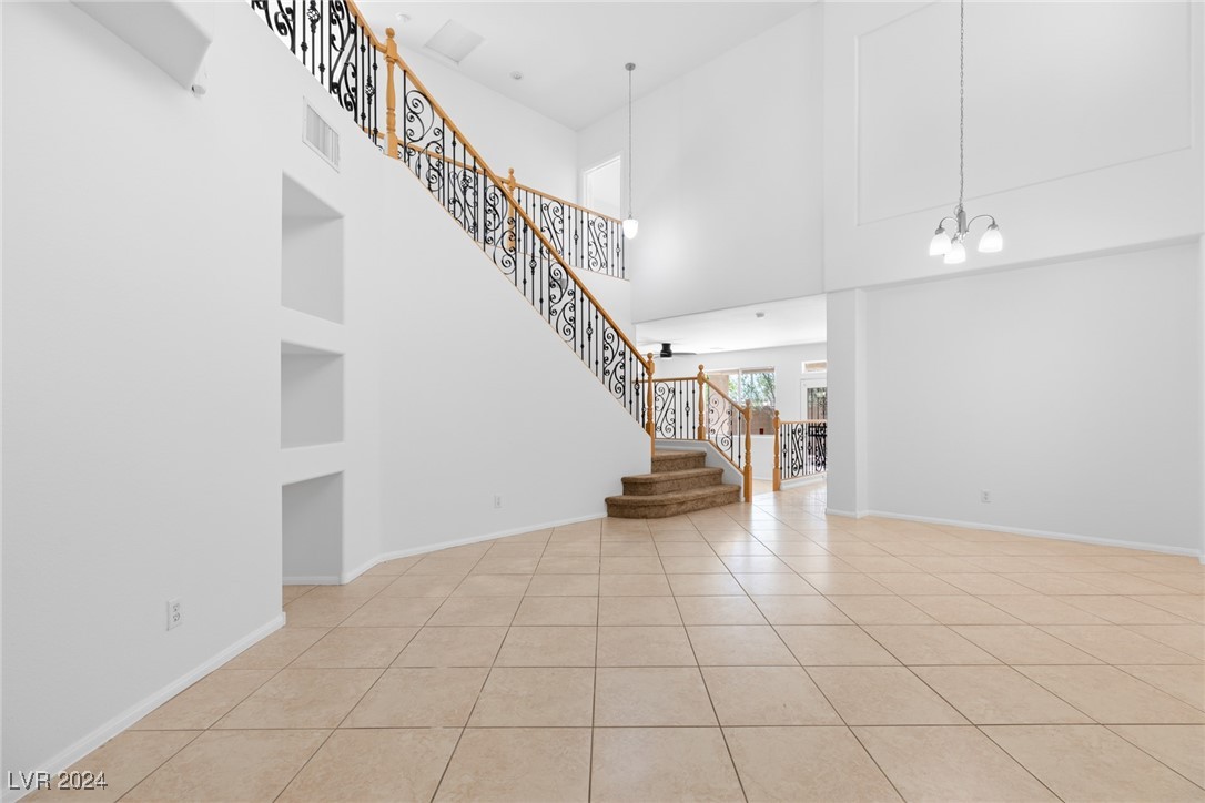 5377 Caprock Canyon Avenue