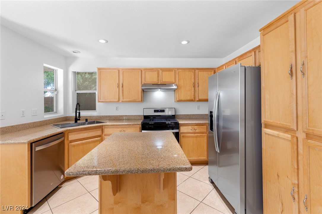 5377 Caprock Canyon Avenue