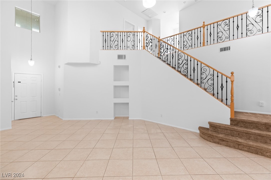 5377 Caprock Canyon Avenue