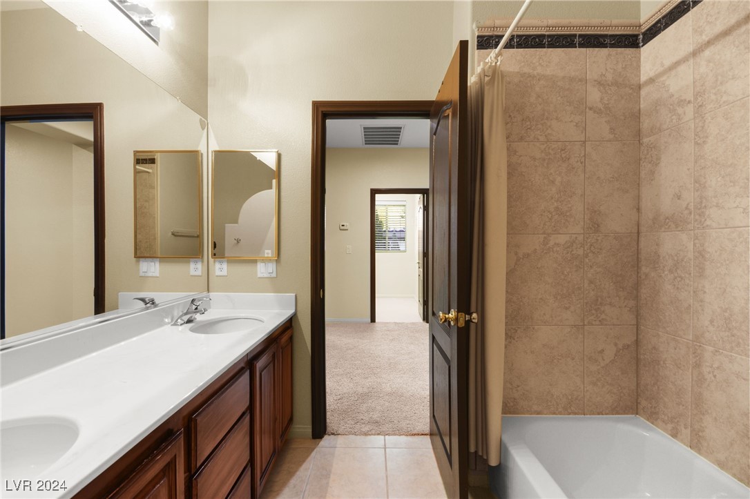 8093 Mosaic Harbor Avenue