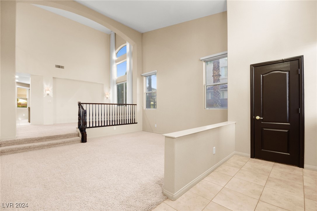 8093 Mosaic Harbor Avenue