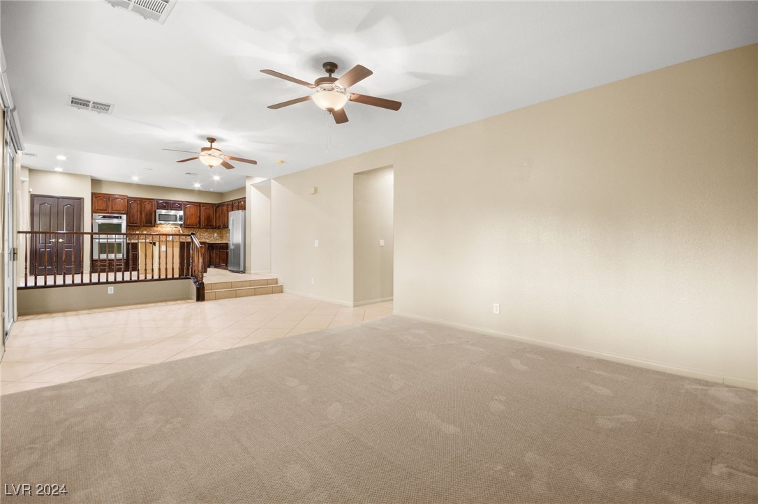 8093 Mosaic Harbor Avenue