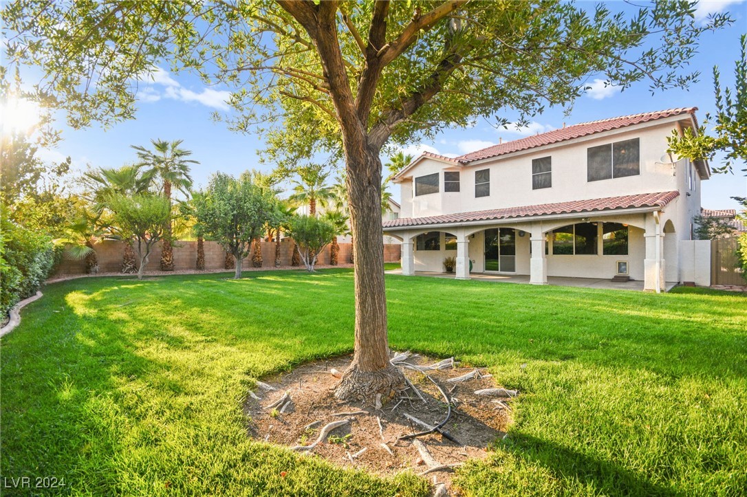 8093 Mosaic Harbor Avenue