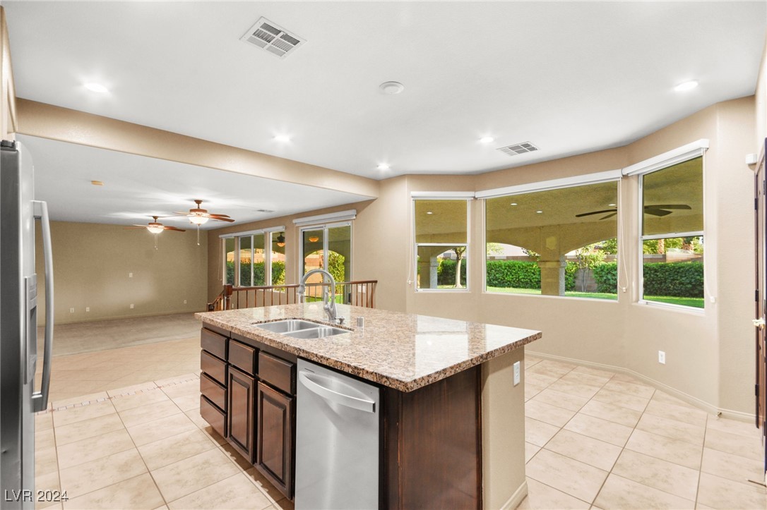 8093 Mosaic Harbor Avenue