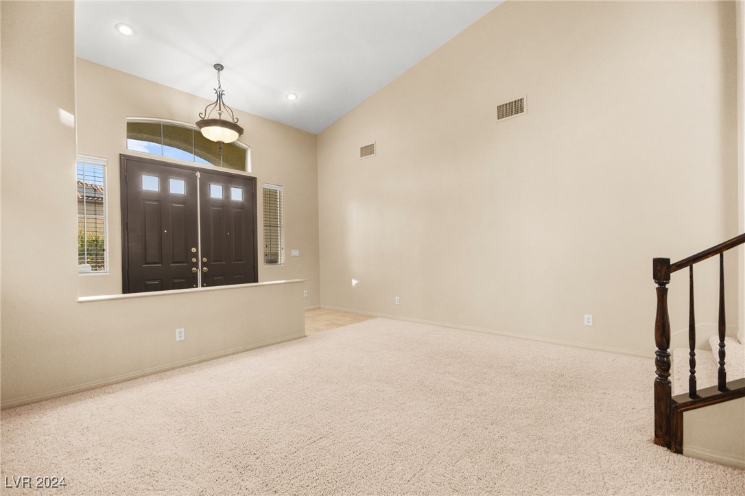 8093 Mosaic Harbor Avenue