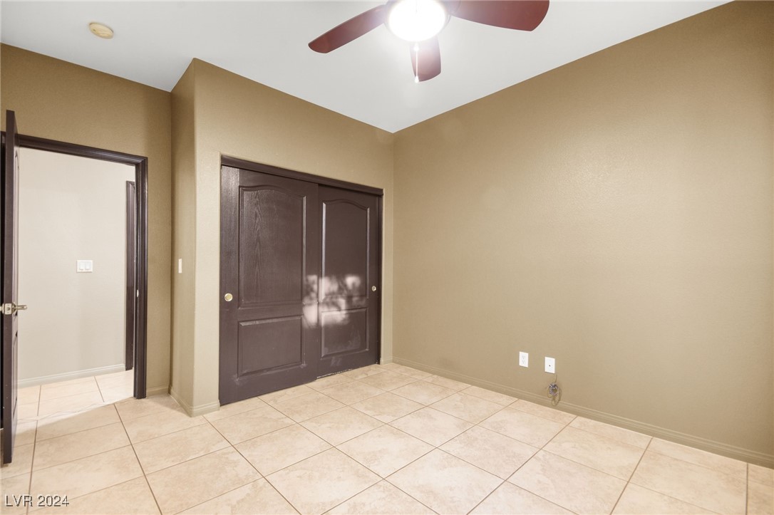 8093 Mosaic Harbor Avenue