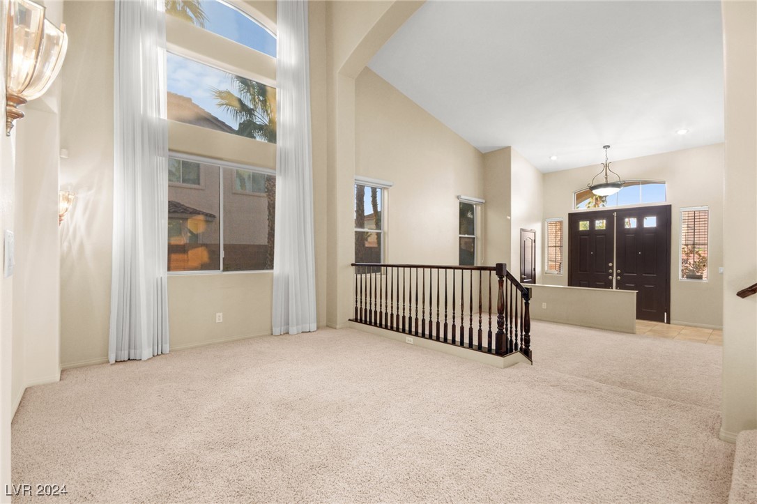 8093 Mosaic Harbor Avenue