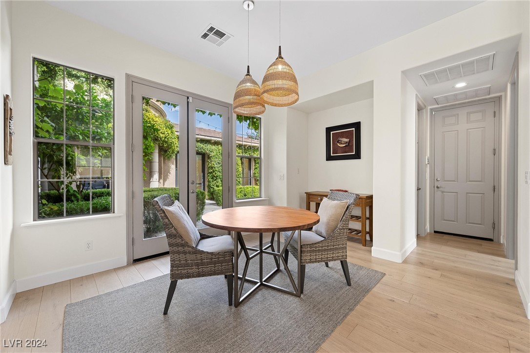 209 North Royal Ascot Drive