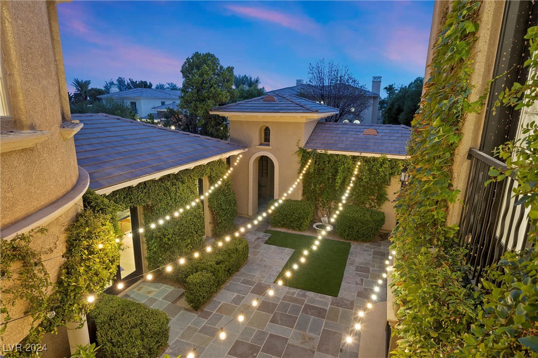 209 North Royal Ascot Drive