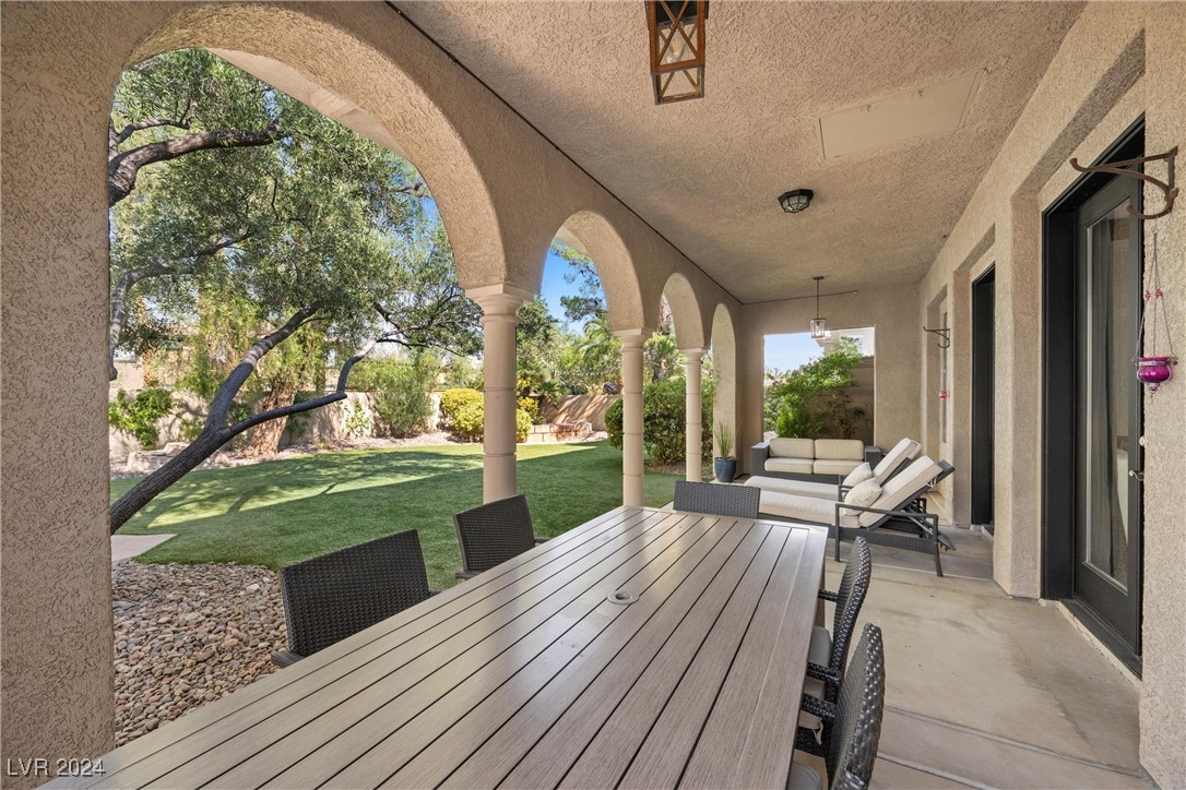 209 North Royal Ascot Drive