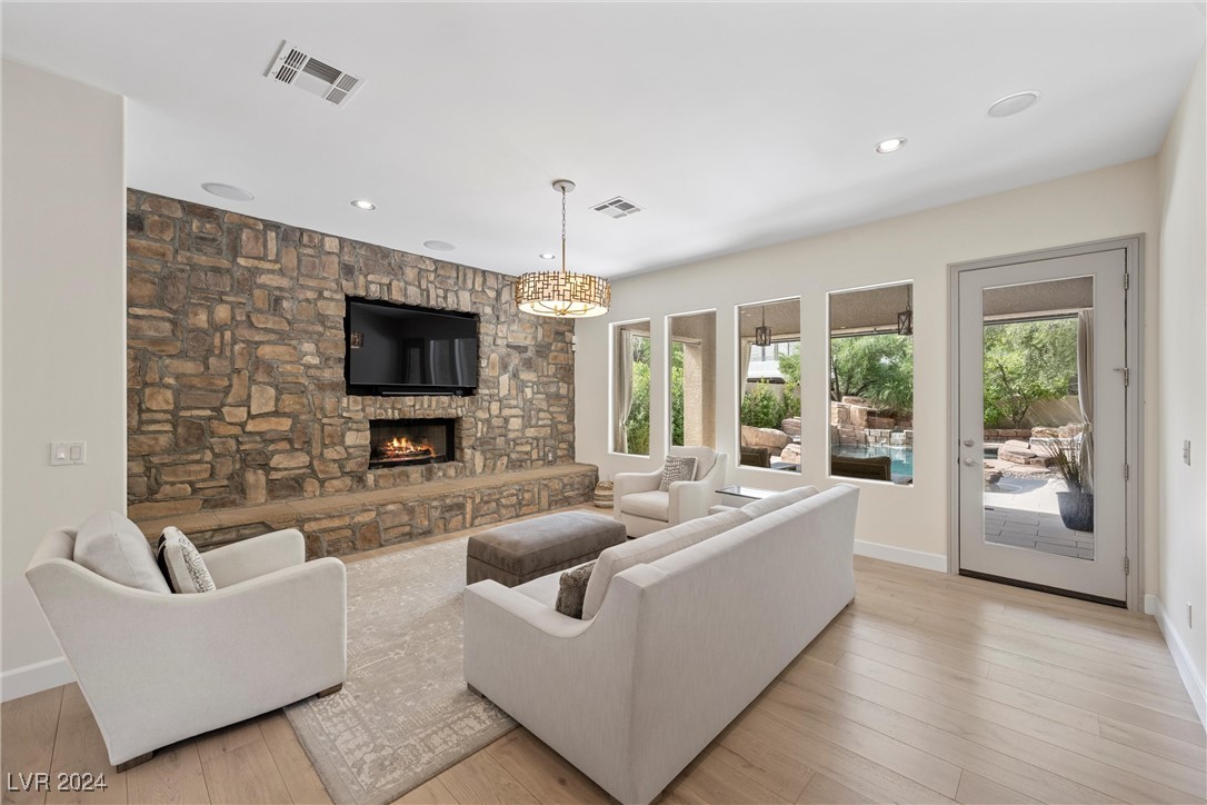 209 North Royal Ascot Drive