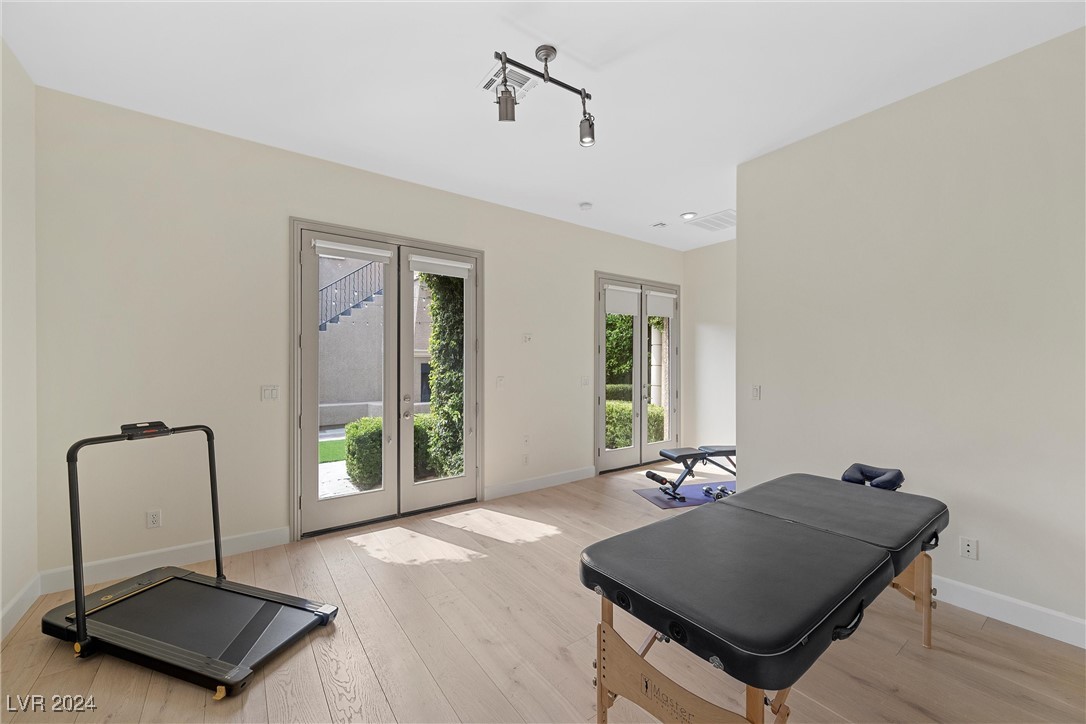 209 North Royal Ascot Drive