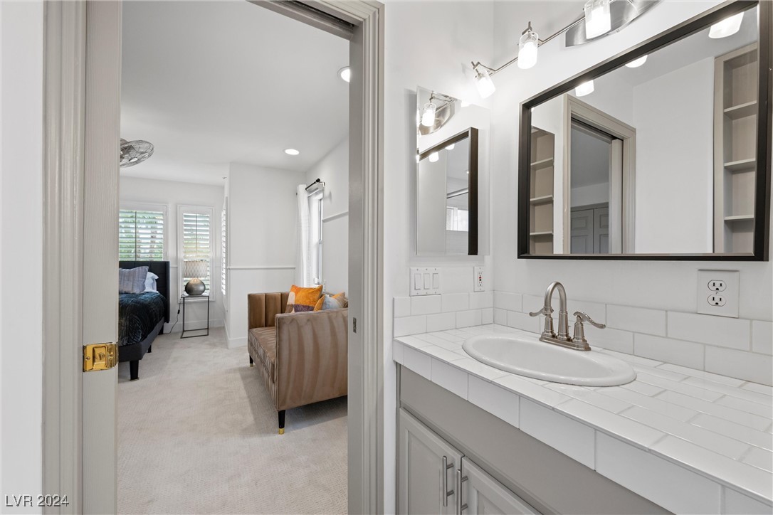 209 North Royal Ascot Drive