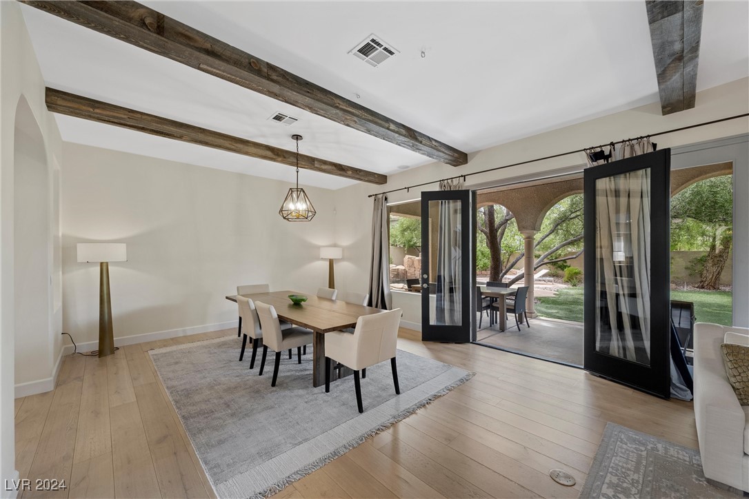 209 North Royal Ascot Drive