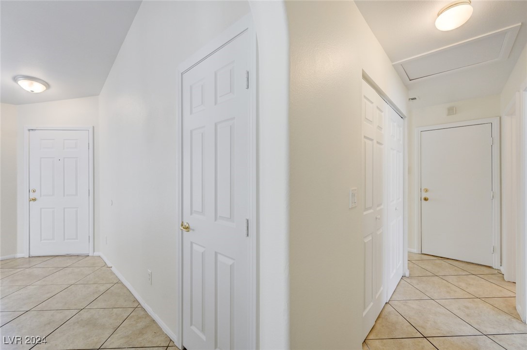 6536 Flatwoods Bay Court