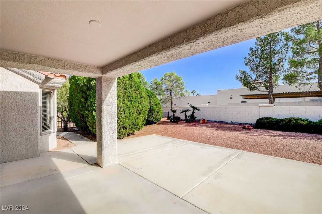 9513 Sundial Drive