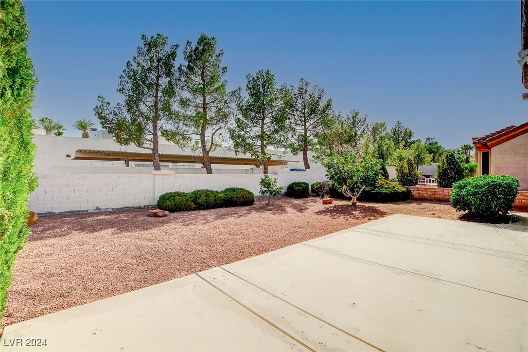 9513 Sundial Drive