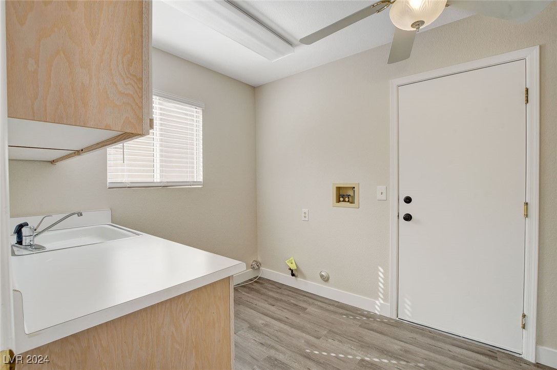 9513 Sundial Drive