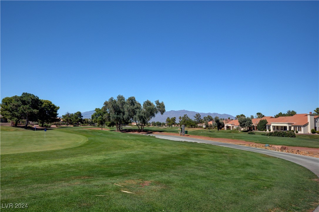 9513 Sundial Drive