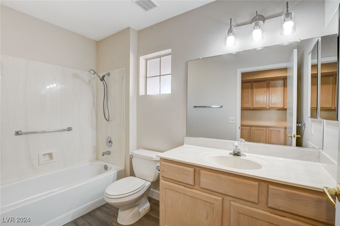 9513 Sundial Drive