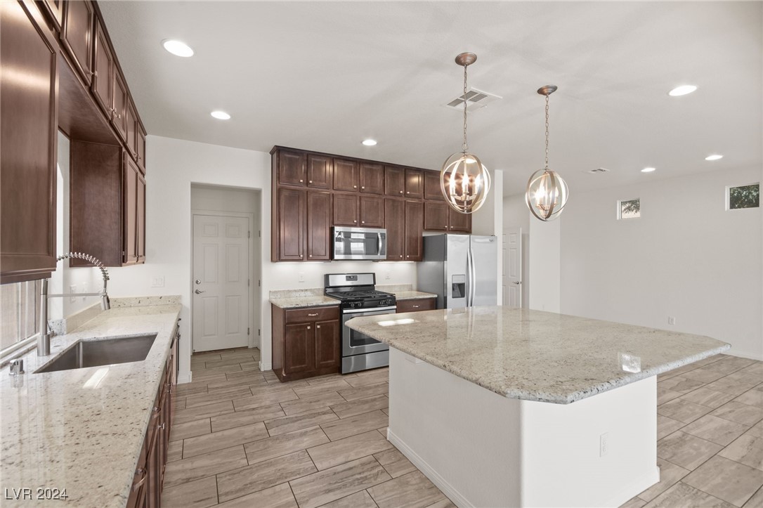 5579 Brimstone Hill Avenue