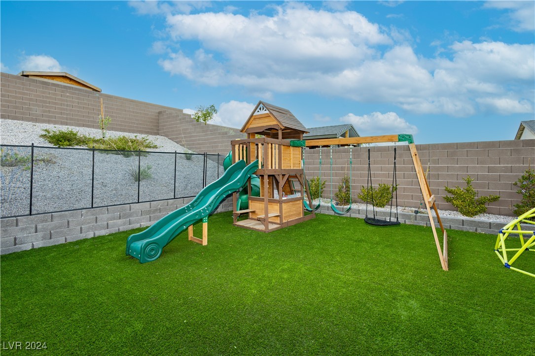 4729 North Park Street