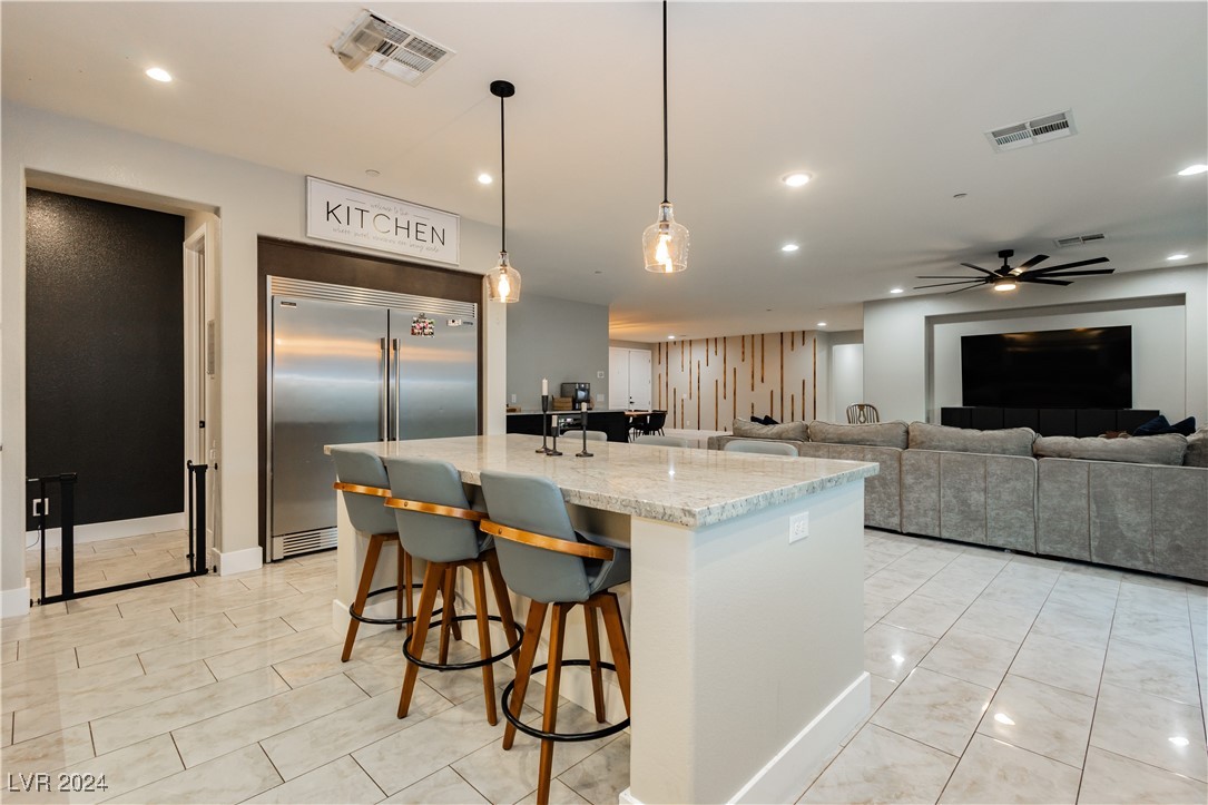 4729 North Park Street