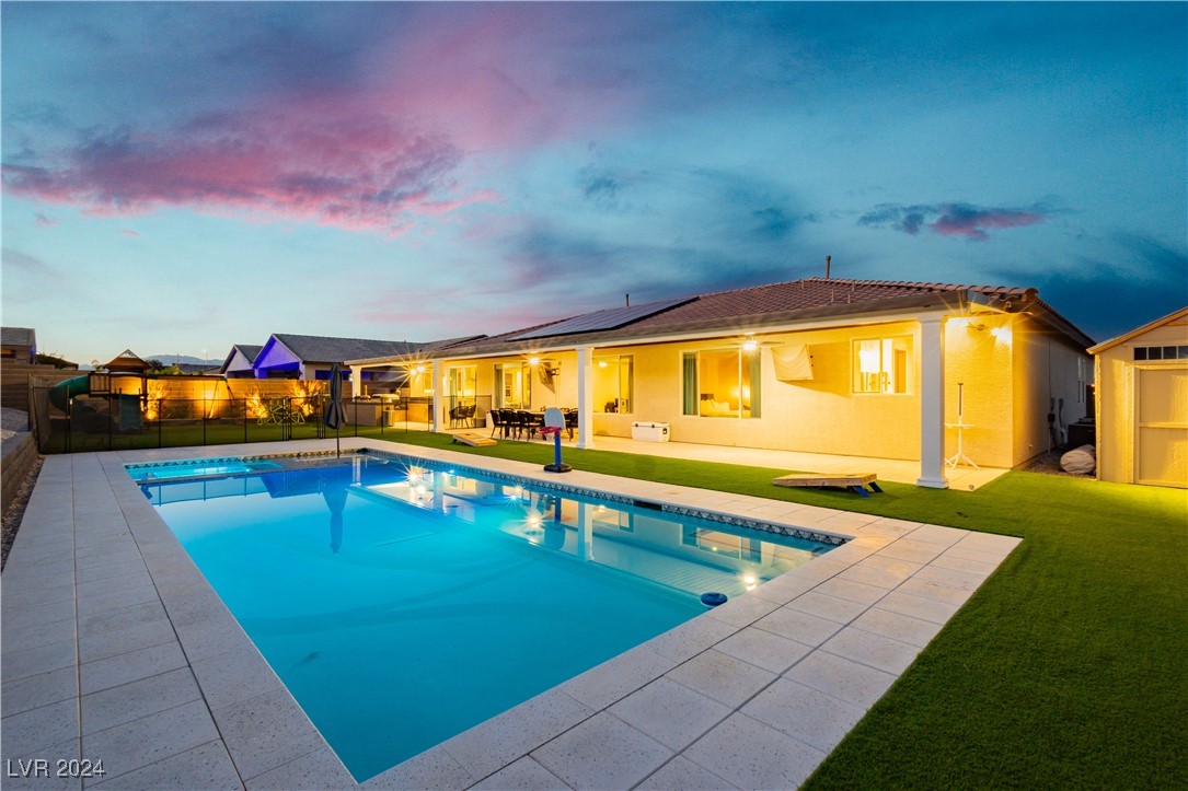 4729 North Park Street