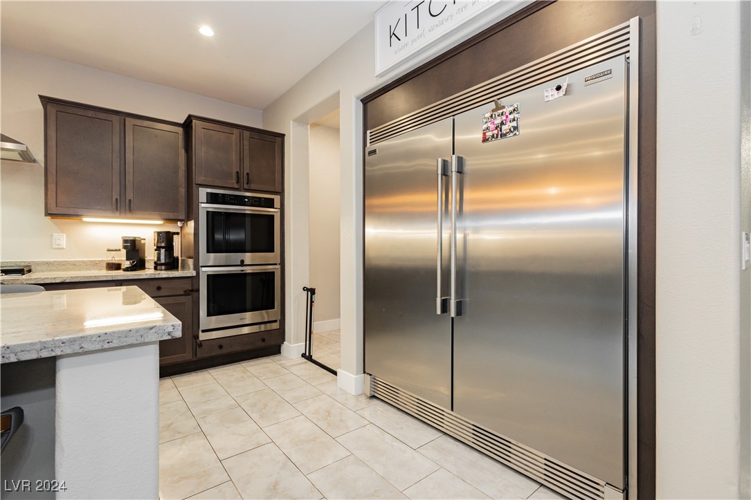 4729 North Park Street