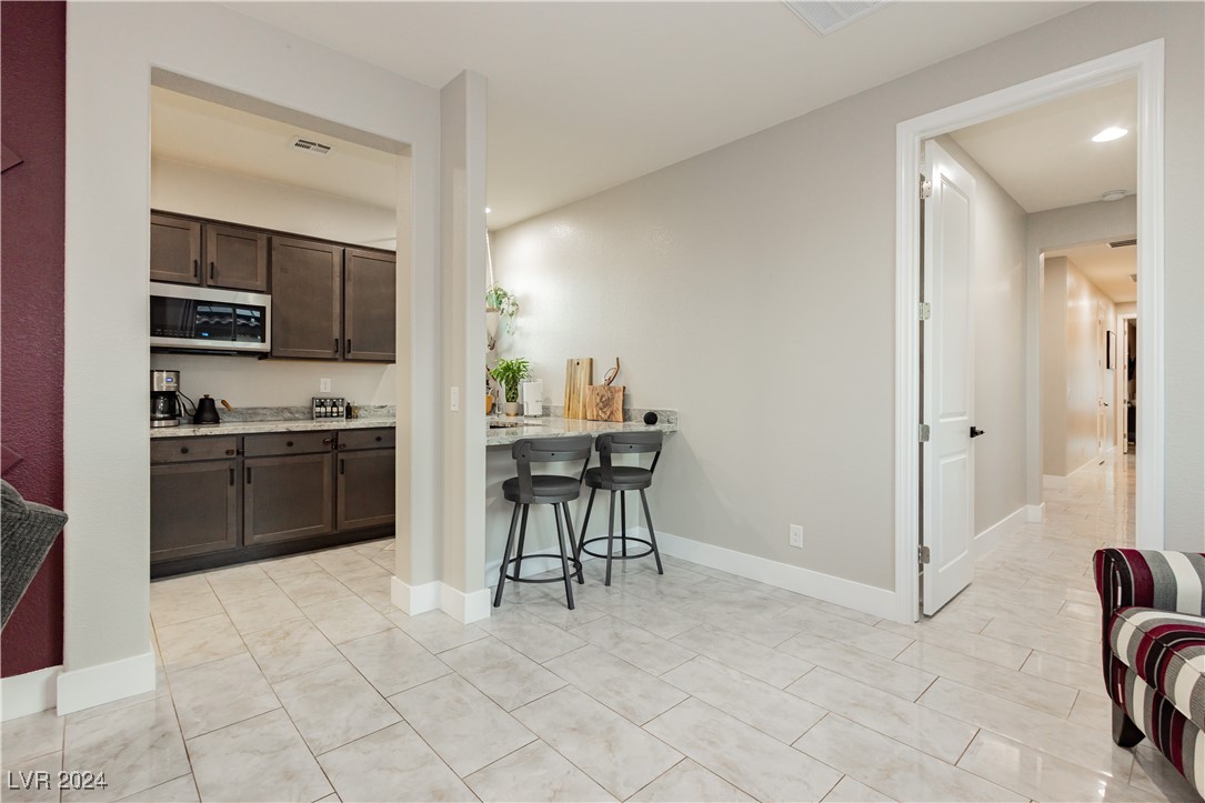 4729 North Park Street