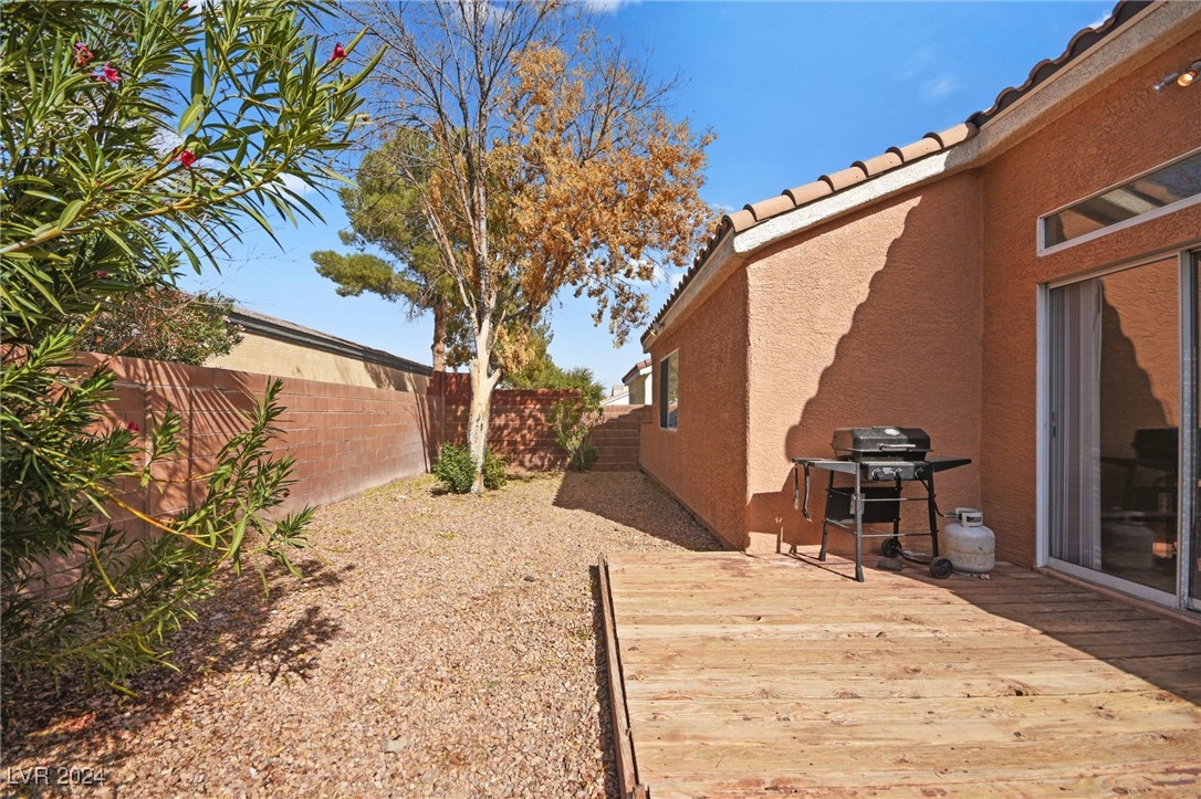 1912 Fossil Butte Way