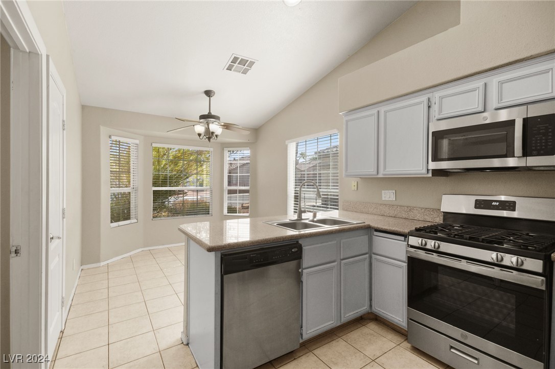 1912 Fossil Butte Way