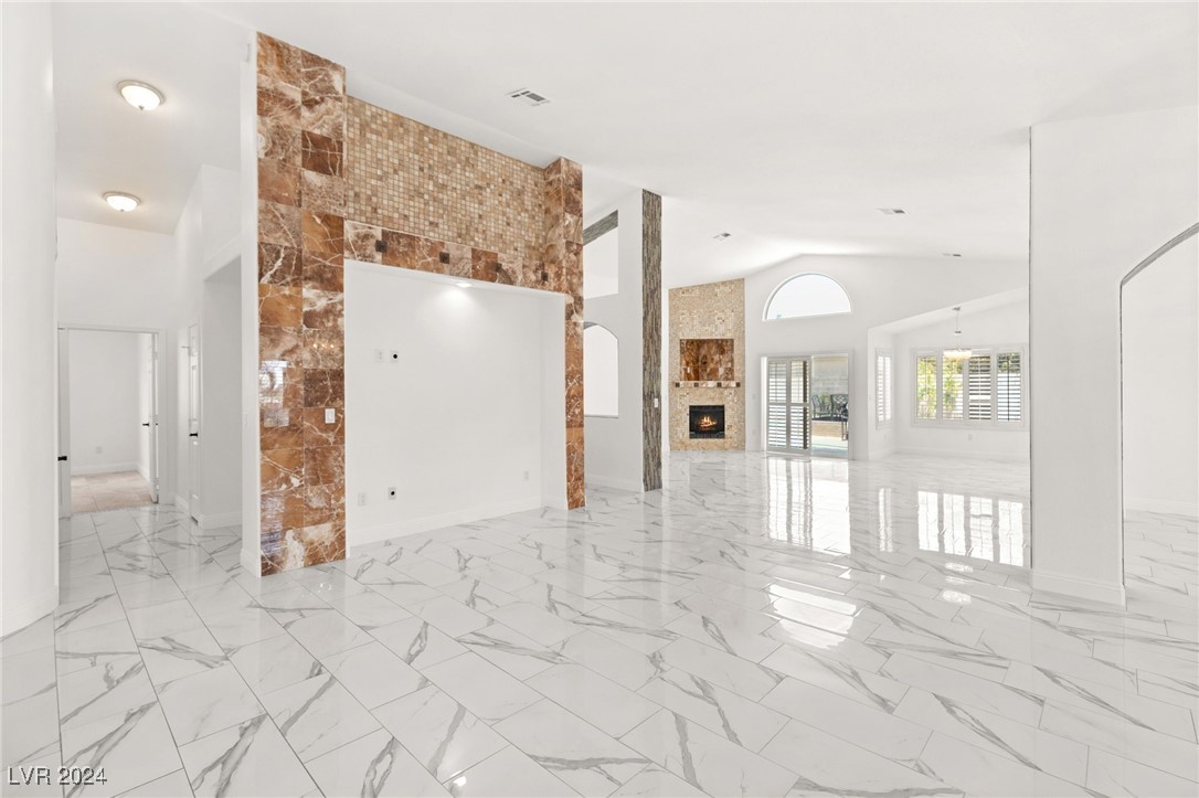 4190 Squaw Creek Court